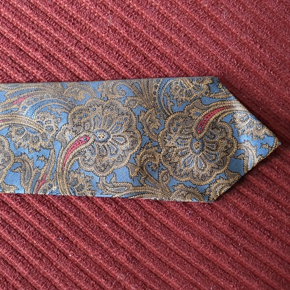 Andriano Silk Tie - Picture 1 of 4